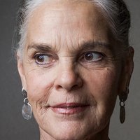 Ali MacGraw Nude