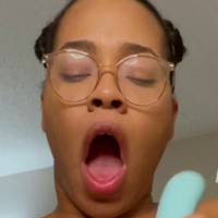 amibuefree Nude