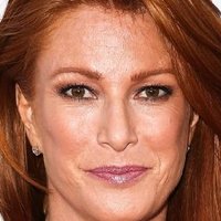 Angie Everhart Nude