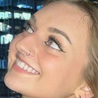 avacanary Nude