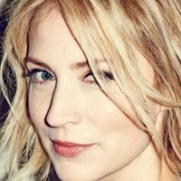 Beth Riesgraf Nude