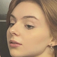 Caitlin Nude