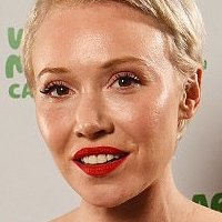 Daisy Lewis Nude