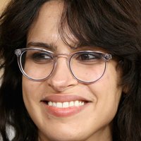 Desiree Akhavan Nude