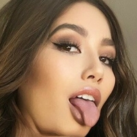 Dommmi Nude