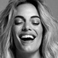Emilia Attias Nude