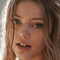 Grace Van Dien Nude