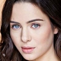 Holly Deveaux Nude