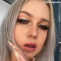 its.analee__ Nude