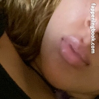 itzhel Nude