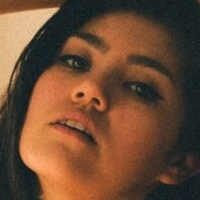 Kyra Elton Nude