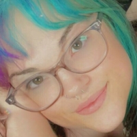livfree Nude