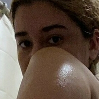 lzzle Nude