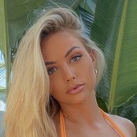 Mackenzie Dipman Nude