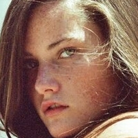 Maggie White Nude