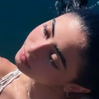 Megan Larian Nude