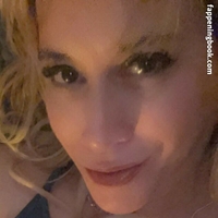 Ms. Cougar Mam Nude