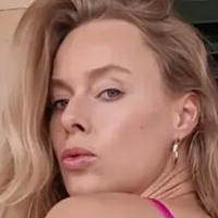 Nina Thomas Nude