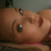 pinkcurvyblonde Nude