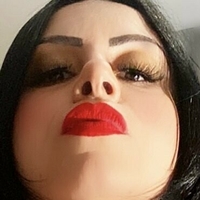 Queen Rainha Nude