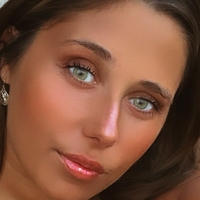 Raphaella Deuringer Nude