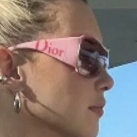 Sarahfuckingsnyder Nude