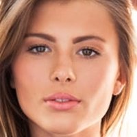 Shelby Bay Nude