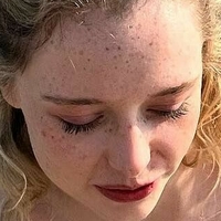 Suzanna Son Nude
