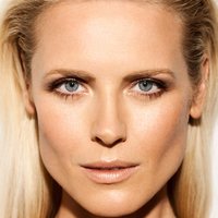 Synnøve Macody Lund Nude