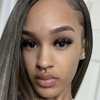 tiahnie Nude