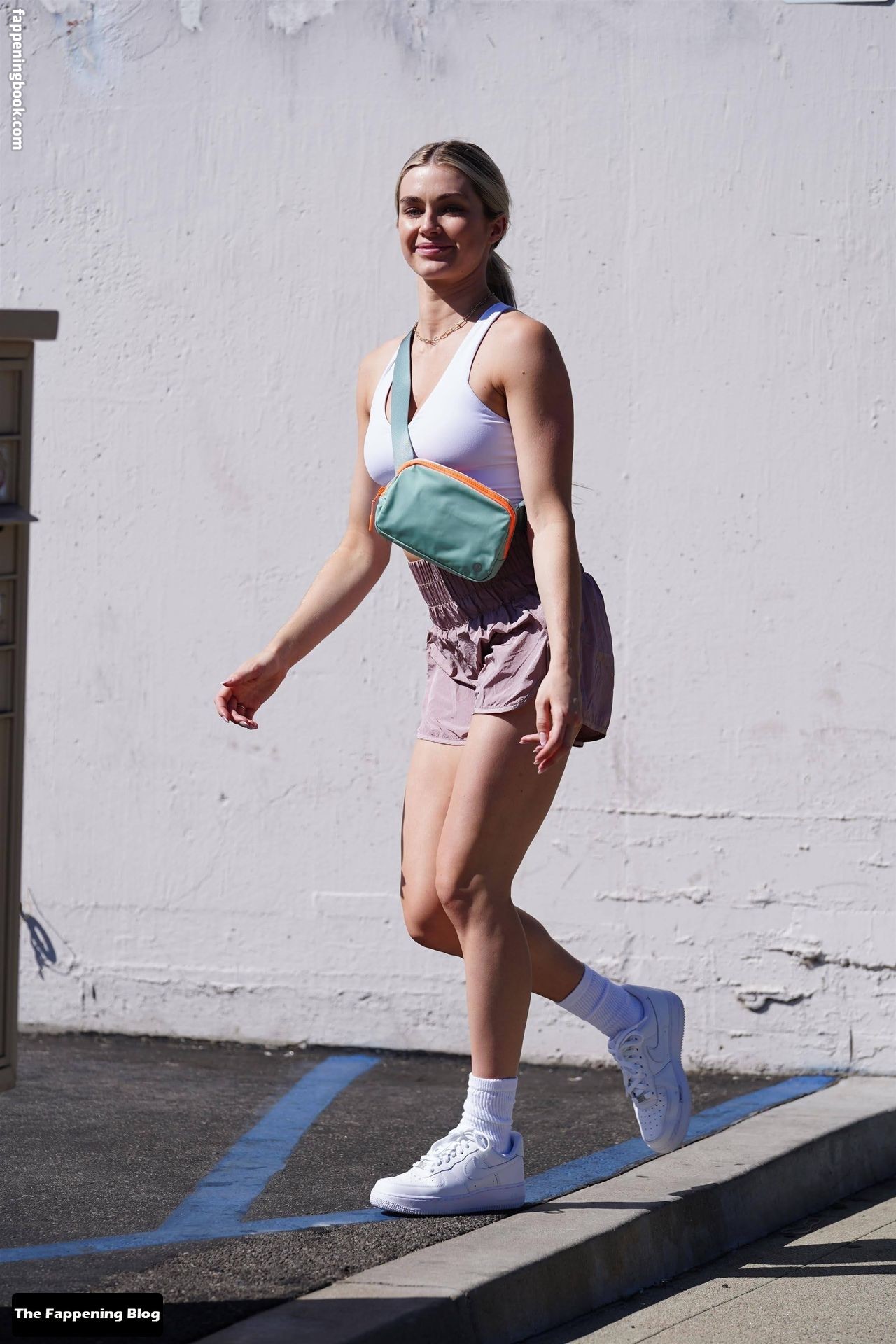 Lindsay Arnold Nude, OnlyFans Leaks, Fappening - FappeningBook