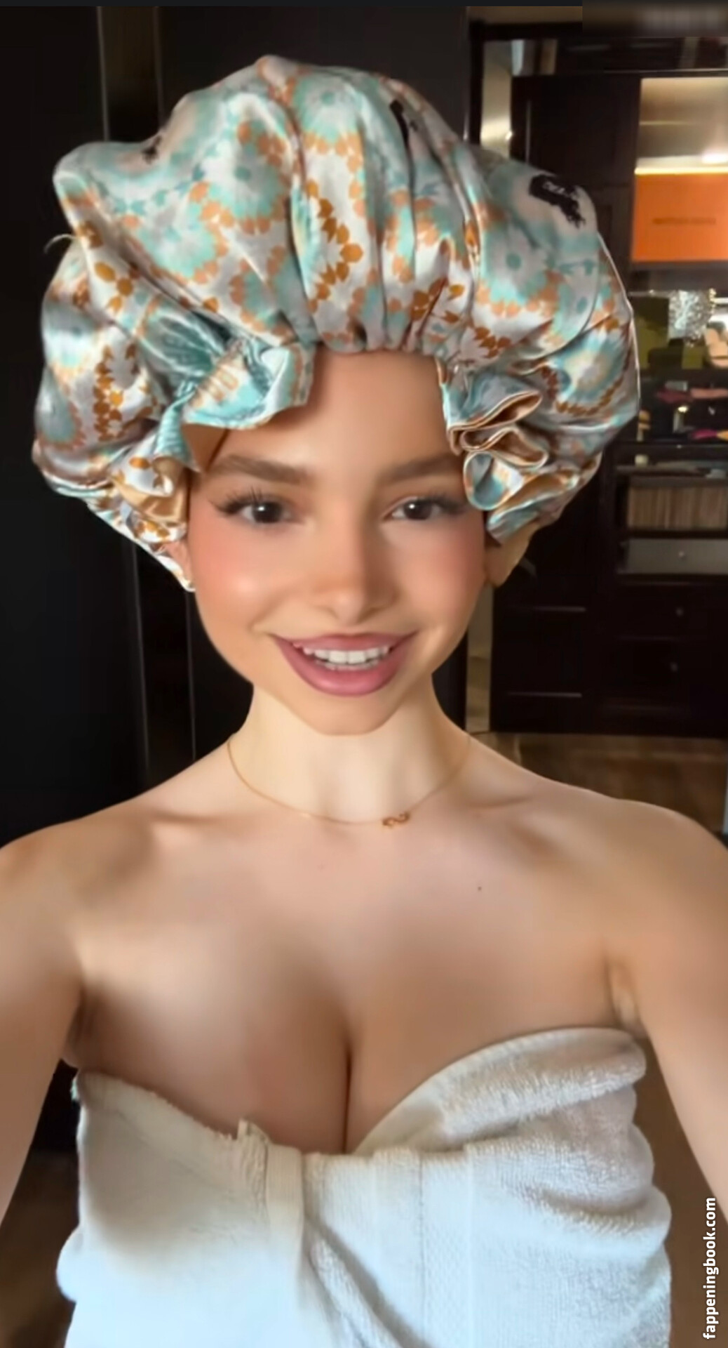 Sunday Kalogeras Nude, OnlyFans Leaks, Fappening - FappeningBook